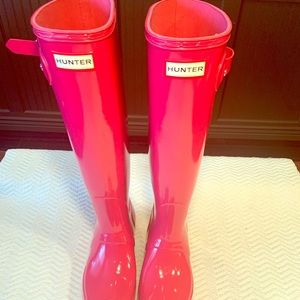 Size 8 HUNTER Boots. Hot Pink. BRAND NEW!